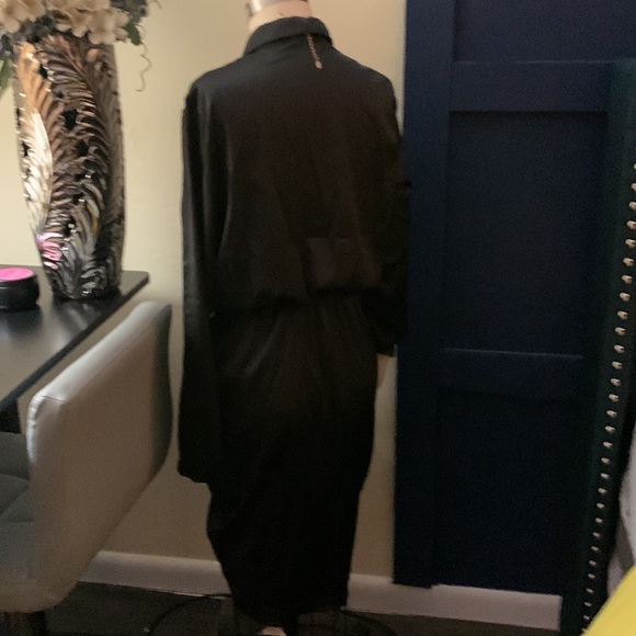 CHICME 1 piece ensemble, black long sleeve - Picture 7 of 9